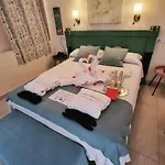 Hospederia Banos Arabes De Dos *