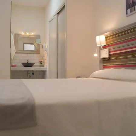 Hospederia Banos Arabes De Dos Готель