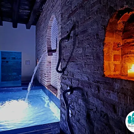 Hospederia Banos Arabes De Dos Hotell