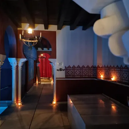 Hospederia Banos Arabes De Dos Hotell *