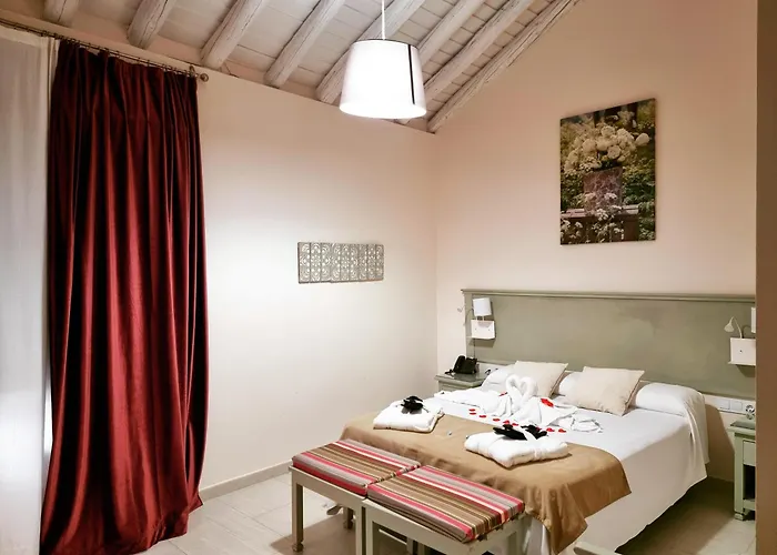 Hospederia Banos Arabes De Dos Hotell *