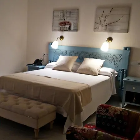 Hospederia Banos Arabes De Dos Hotell