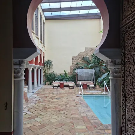 Hotel Hospederia Banos Arabes De Dos 2*